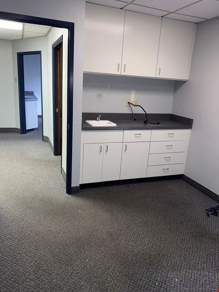 ±1,770 SF General Office Space Available on Shaw Ave