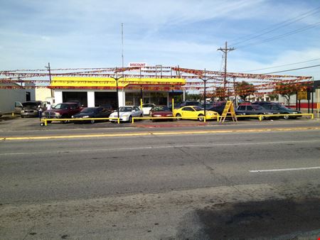 Commercial space at 810 S 11th St in Beaumont