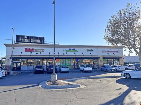 Super King Anchored Shopping Center