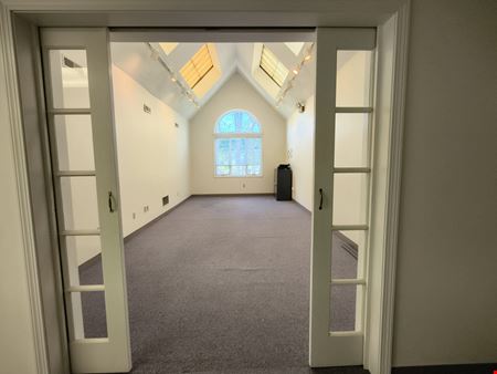 376 Union Avenue - Union Square Business Suites