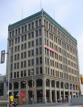 10 Rideau Street