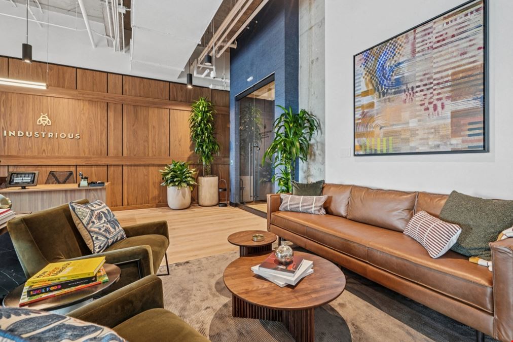 Industrious - 600 S Tryon Street