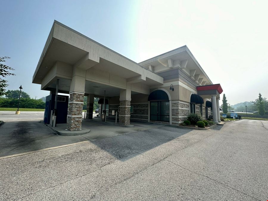 The Shoppes at Old Hill Floyds Knob IN