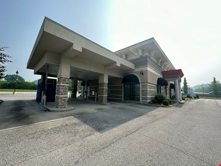 The Shoppes at Old Hill Floyds Knob IN