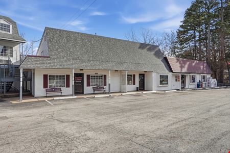 Alpine Liquor & Lodge
