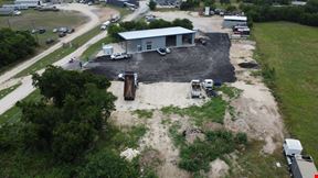 8470 North IH 35 Service Road