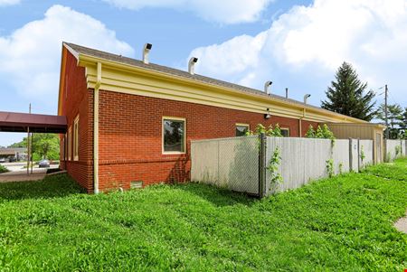 Stand Alone Office Building For Sale / For Lease
