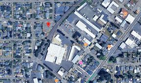 NE 10th and Irvine St NE
