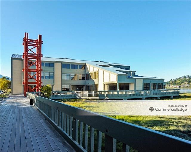 Shoreline Office Center