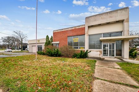 Muskegon - Free Standing Retail - Former Bank