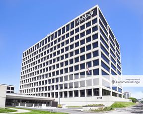 O'Hare Plaza - 8725 West Higgins
