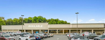 Retail space for Rent at Parkway Shopping Center in Marion