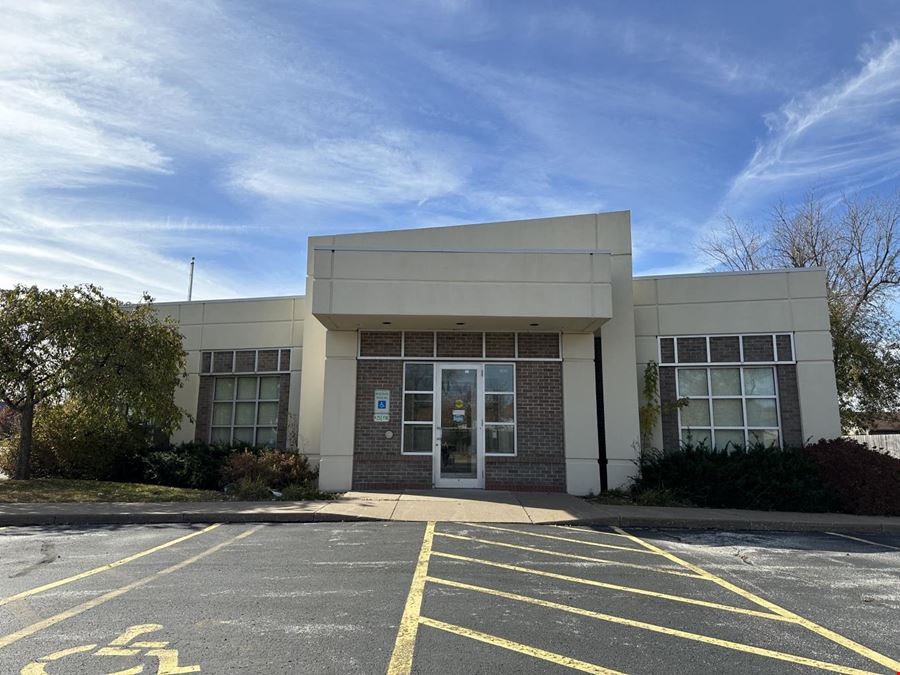 2222 41st St Sale 2222 41st St, Moline, IL 61265