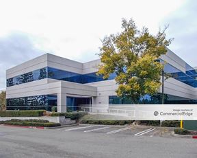 2270 Douglas Blvd