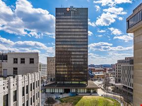 1 Cascade Plaza