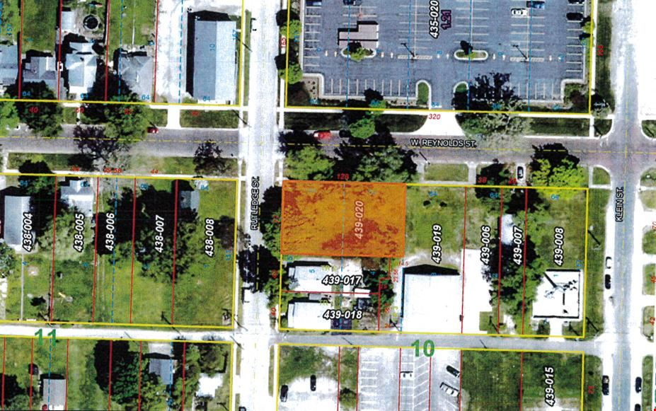 Vacant Corner Lot 