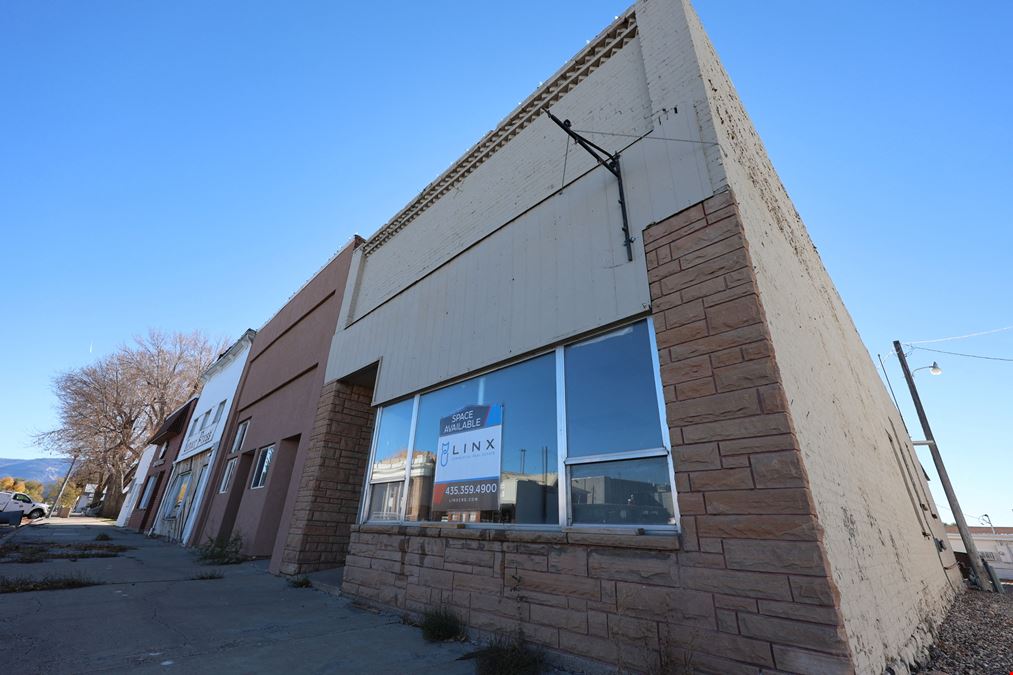 20 E Center St