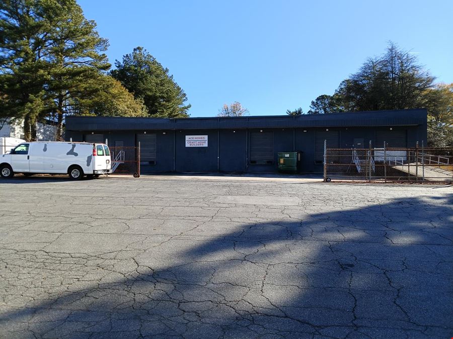 5945 Peachtree Corners E