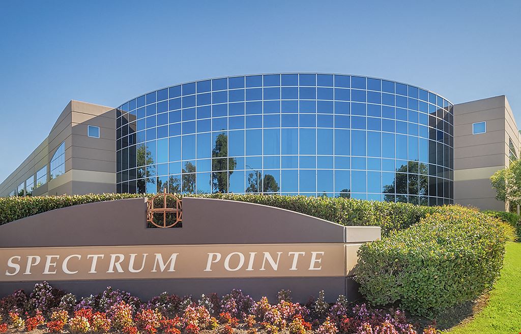 Spectrum Pointe