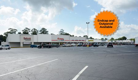 Retail space for Rent at Belleview Square in Belleview