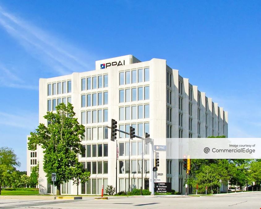 Commerce Plaza - 2021 Spring Road