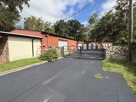 Warehouse Facility on 1+ Acre Lot
