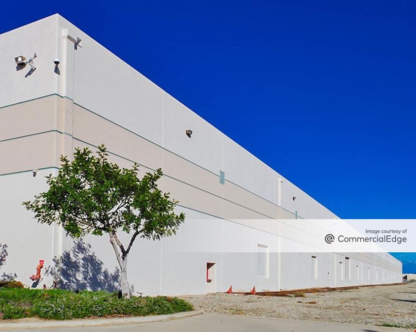 Arrow Center I