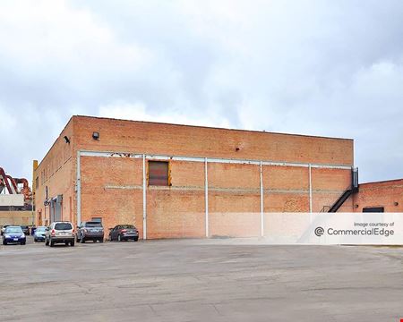 Crawford Industrial Park - 4532 South Kolin Avenue
