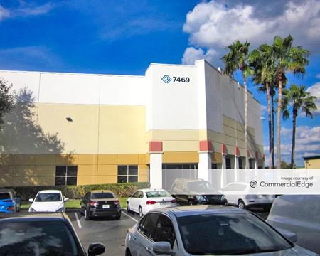 Industrial space for Rent at CrownPointe Two in Orlando