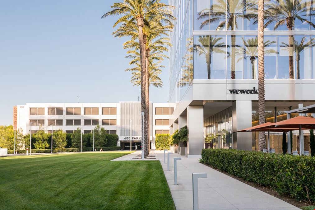WeWork - 400 Spectrum Center