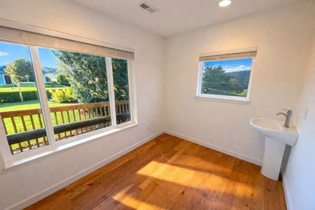 Office space for Sale at Sunset Medical Building in Issaquah