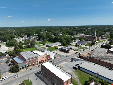 Downtown Clinton - Owner User/Value Add