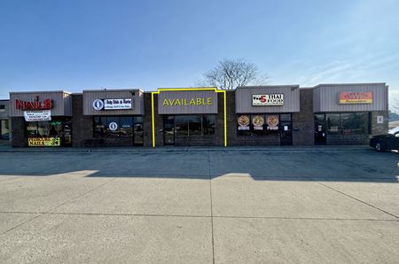 Retail space for Sale at Falcon Plaza in Wyandotte