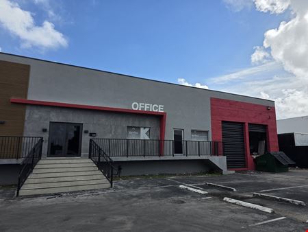 Industrial space for Rent at Coin Enterprise Warehouse in Miami