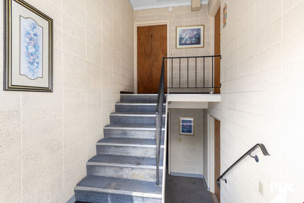 Ridgewood Apts