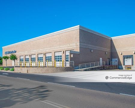 Retail space for Rent at West Valley Mall in Tracy