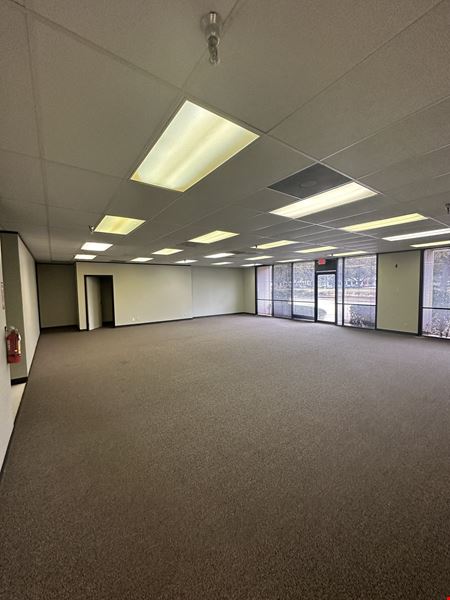 125 James Drive West