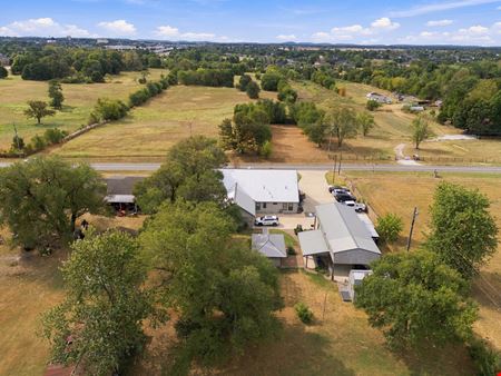 5876 Elm Springs Rd