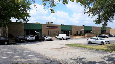 Commercial space at 107 Weldon Pkwy in Maryland Heights