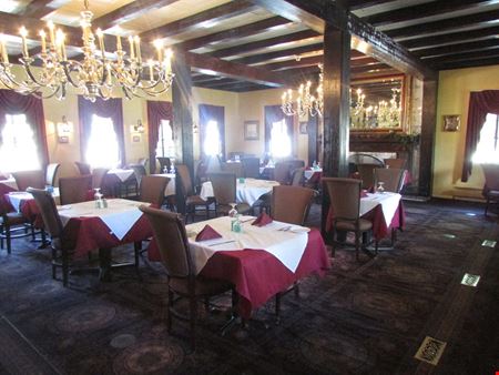 Brook Forest Inn