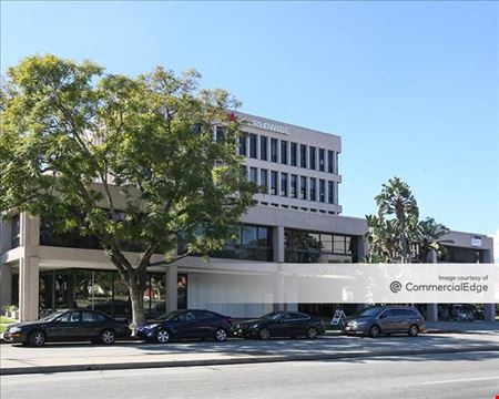 Office space for Rent at Carthay Campus - 6330 San Vicente in Los Angeles