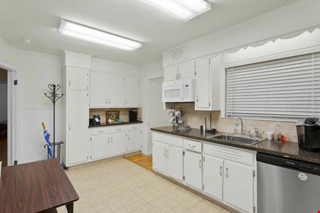 FOR SALE & LEASE | PROFESSIONAL & RENOVATED OFFICE SPACE | MOVE-IN READY