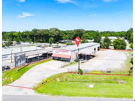 Industrial space for Rent at Airline Hwy Office/ Warehouse with Drive-Thru Access and Yard in Baton Rouge