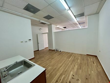 3137 W 63rd - +/- 1,100 SF Commercial Storefront
