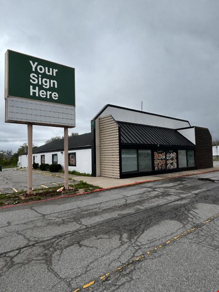Retail space for Sale at Freestanding Former Restaurant in Merrillville