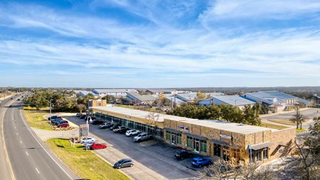 Retail space for Rent at Tiger Center in Dripping Springs