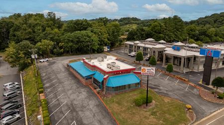 Retail space for Rent at Vacant Restaurant Building In Colonial Heights in Kingsport