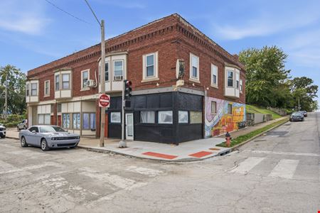 100 Askew Ave