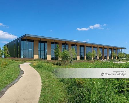 Office space for Rent at The Oaks on Grand - Building 2 in West Des Moines