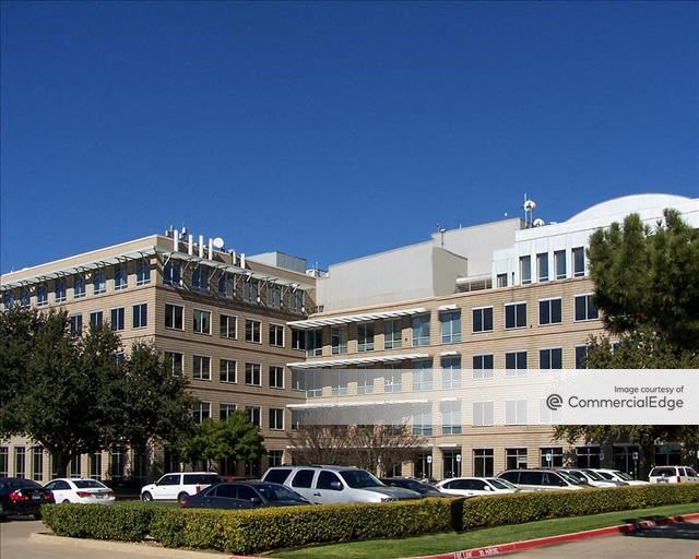 700 Highlander Blvd
